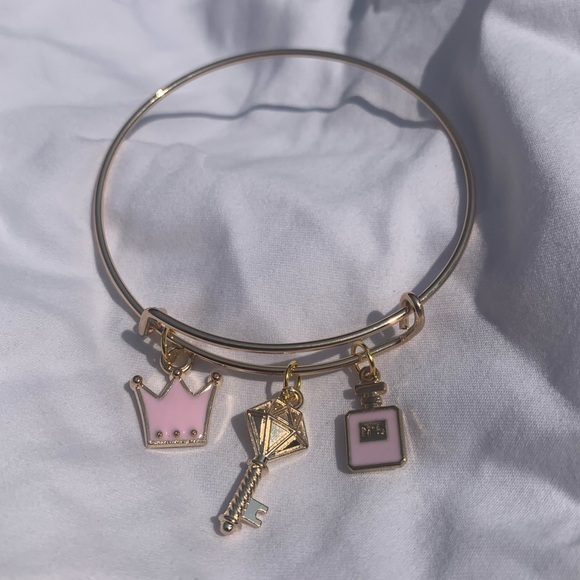 Brand New! Handmade! Adjustable Charm Bracelet - Picture 2 of 3